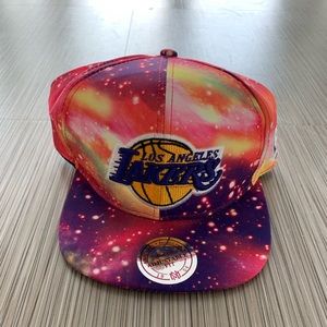 Mitchell and Ness Snap back Lakers Galaxy cap